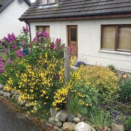 Cromdale 9 Kirk Road Bed & Breakfast エクステリア 写真